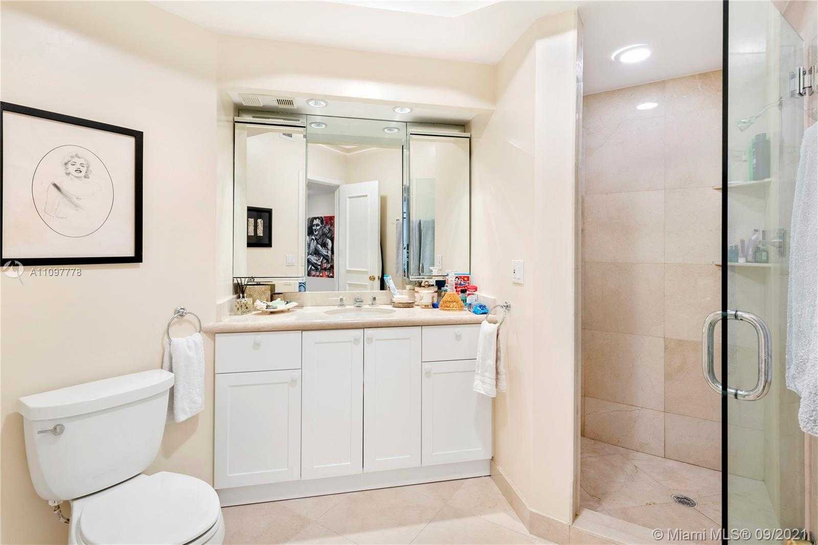 Small Image of 9999 Collins Ave, Bal Harbour, FL 33154, USA Number 20