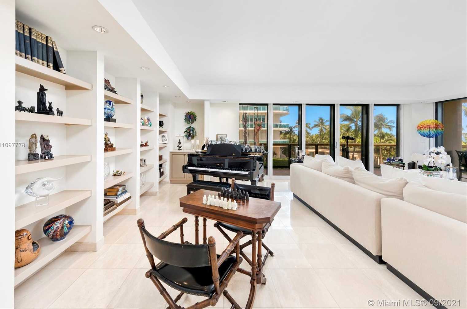 Small Image of 9999 Collins Ave, Bal Harbour, FL 33154, USA Number 7