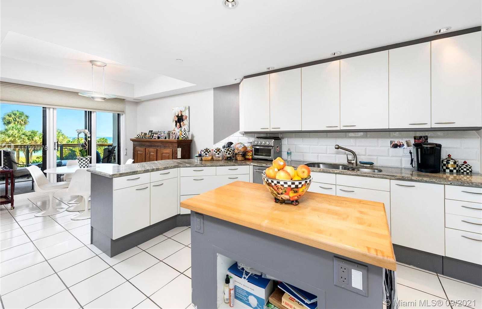 Small Image of 9999 Collins Ave, Bal Harbour, FL 33154, USA Number 9