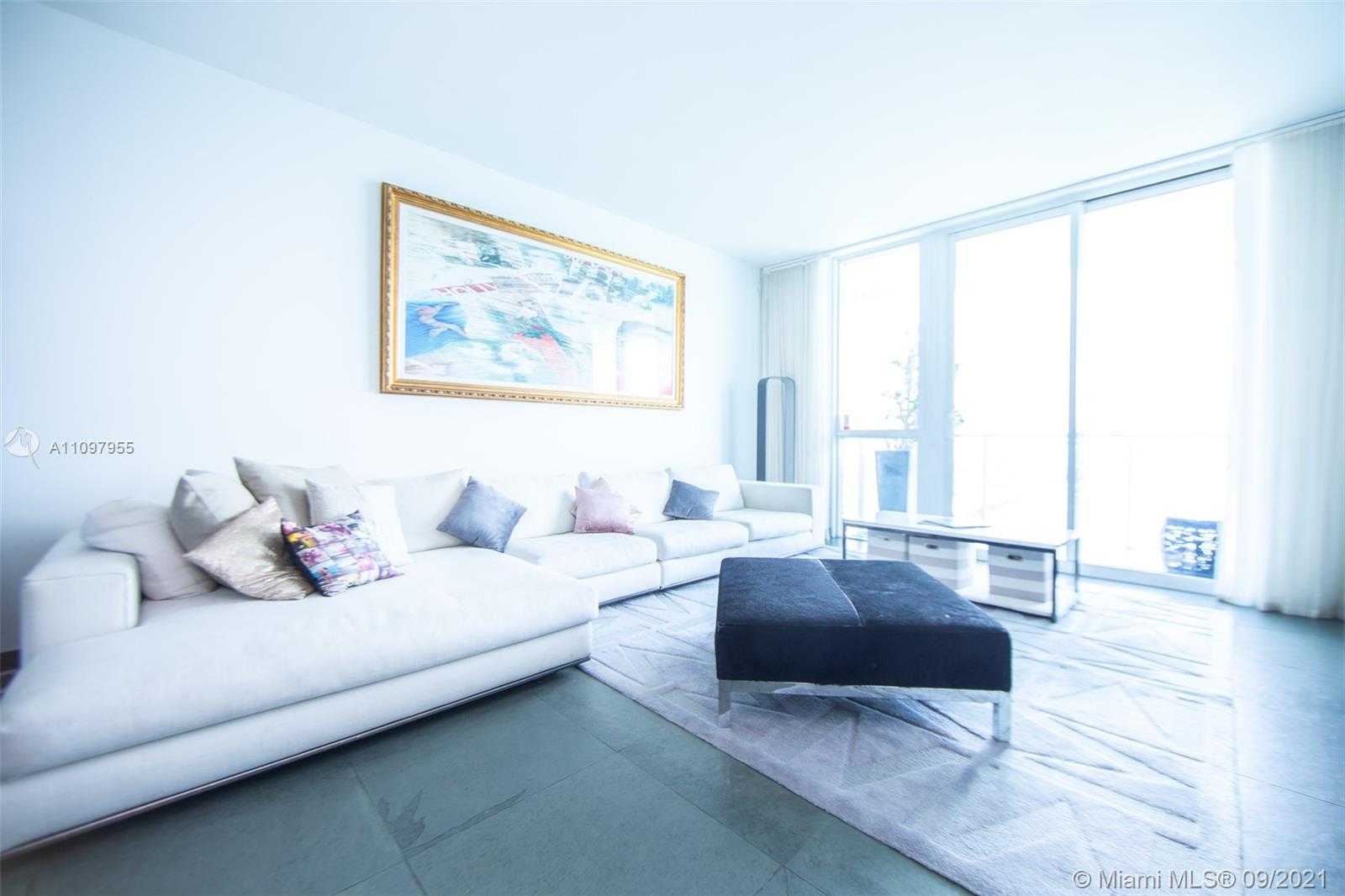 Small Image of 520 West Ave, Miami Beach, FL 33139, USA Number 11