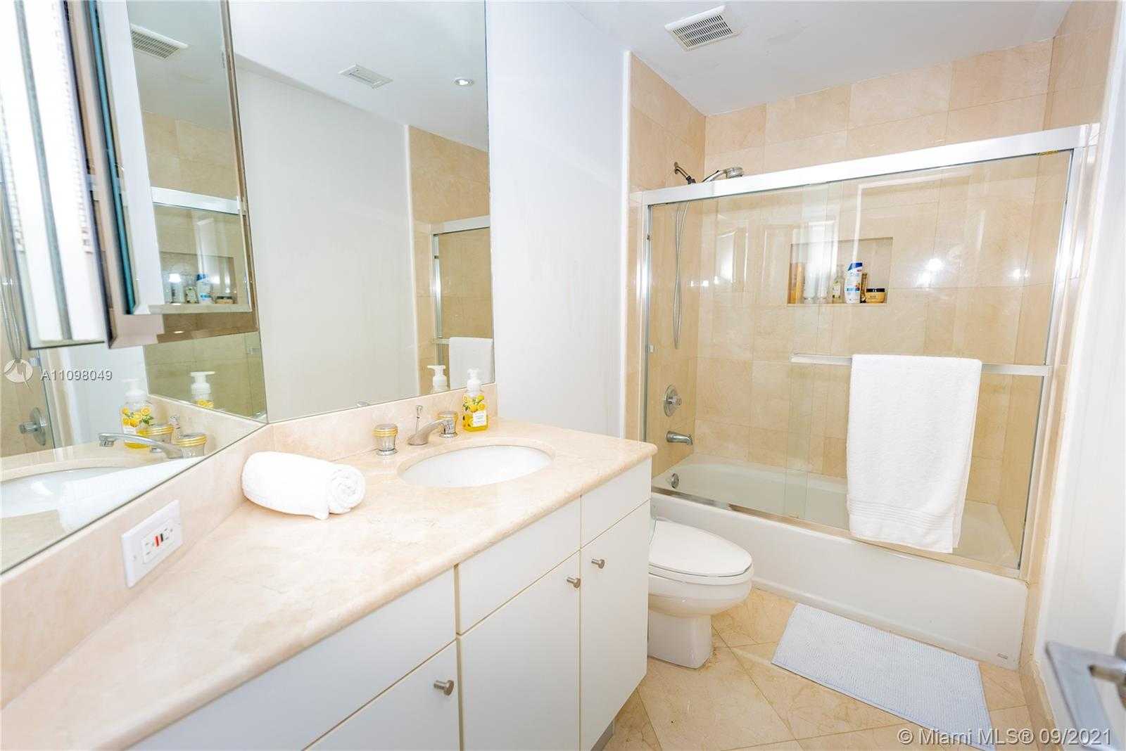 Small Image of 3801 NORTH EAST 207TH ST #TH8, Aventura Number 35
