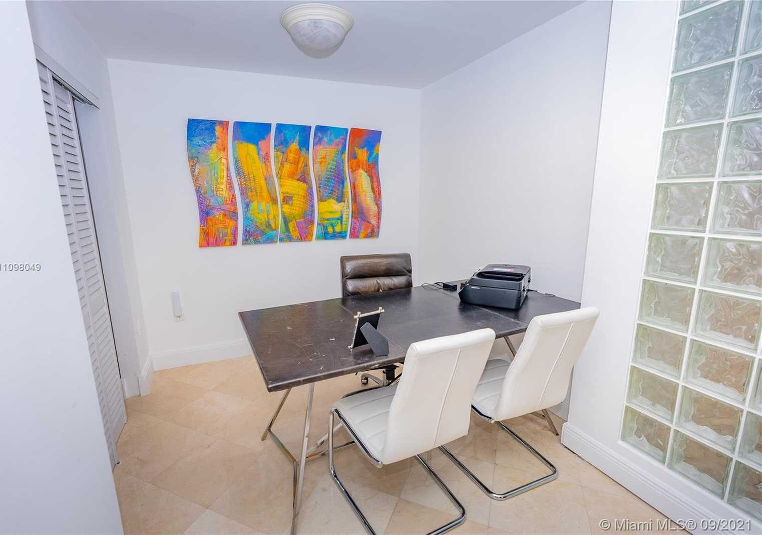 Small Image of 3801 NORTH EAST 207TH ST #TH8, Aventura Number 41