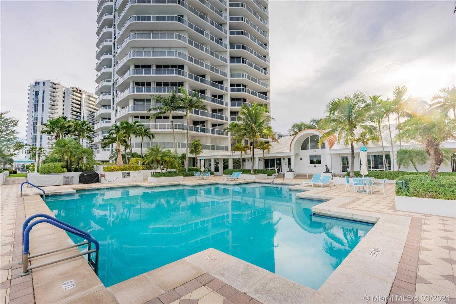 Small Image of 3801 NORTH EAST 207TH ST #TH8, Aventura Number 48
