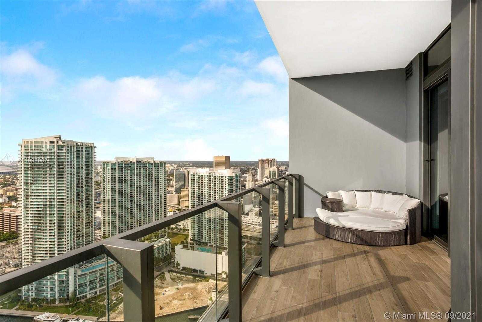 Small Image of 68 SOUTH EAST 6TH ST #4108, Miami Number 12