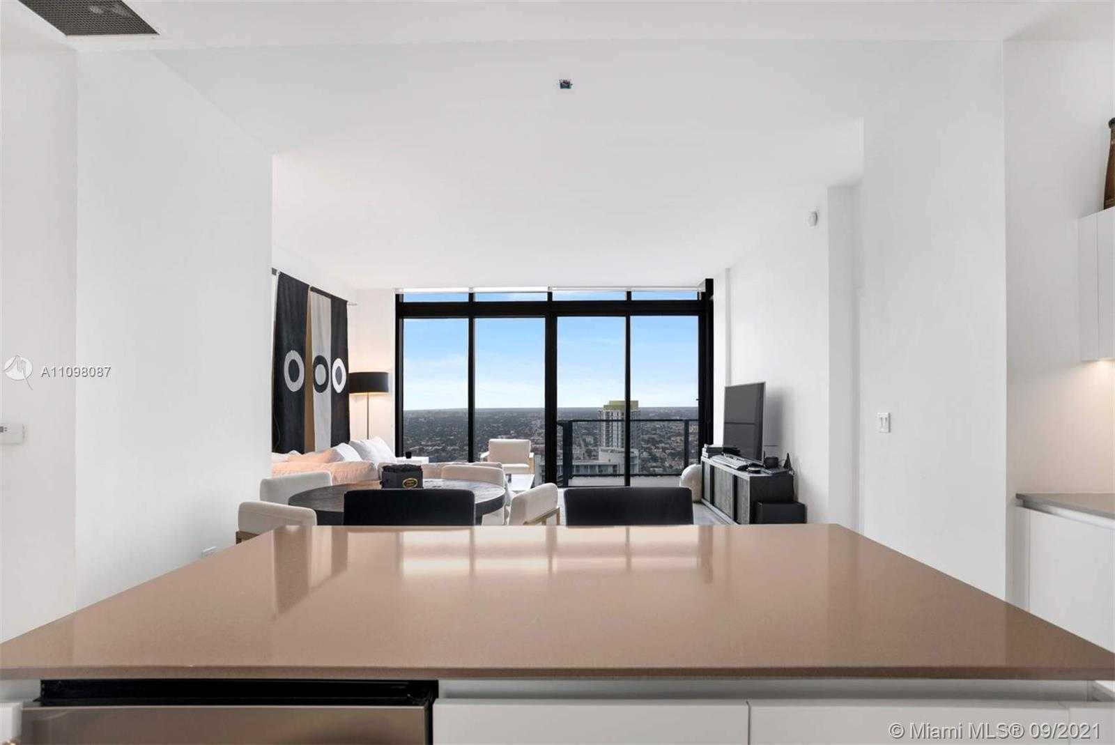 Small Image of 68 SOUTH EAST 6TH ST #4108, Miami Number 4