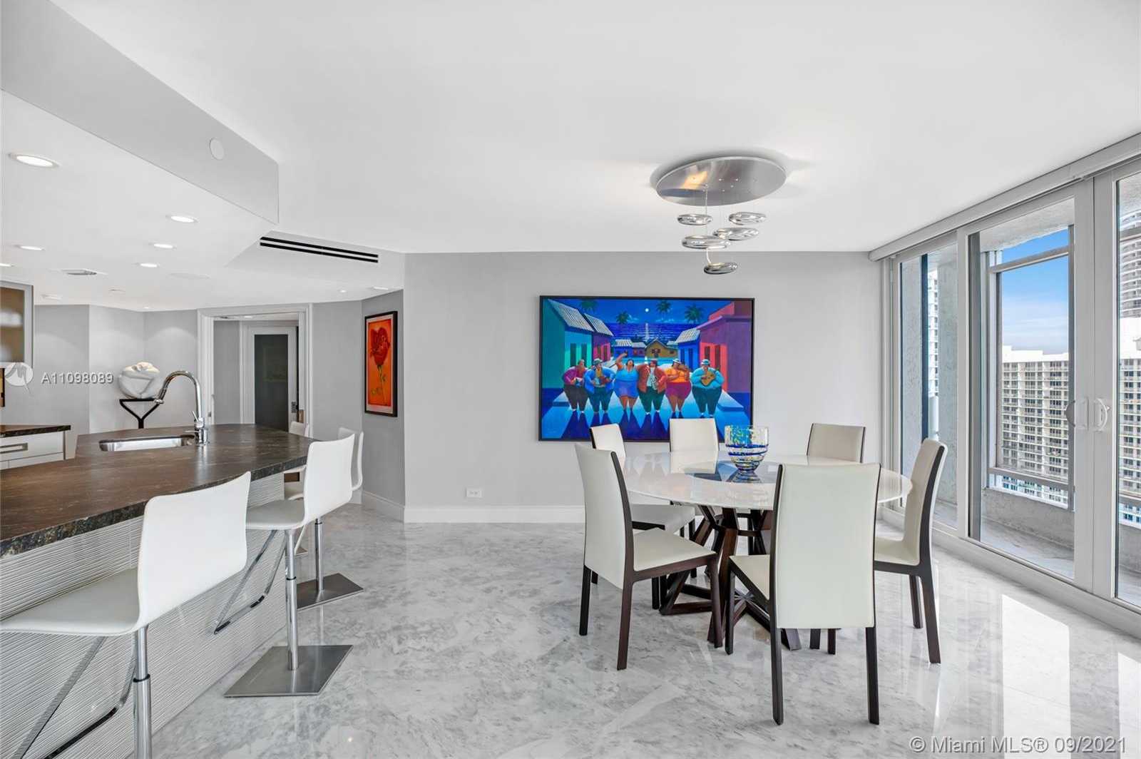 Small Image of 1717 NORTH BAYSHORE DR #D-3934, Miami Number 18