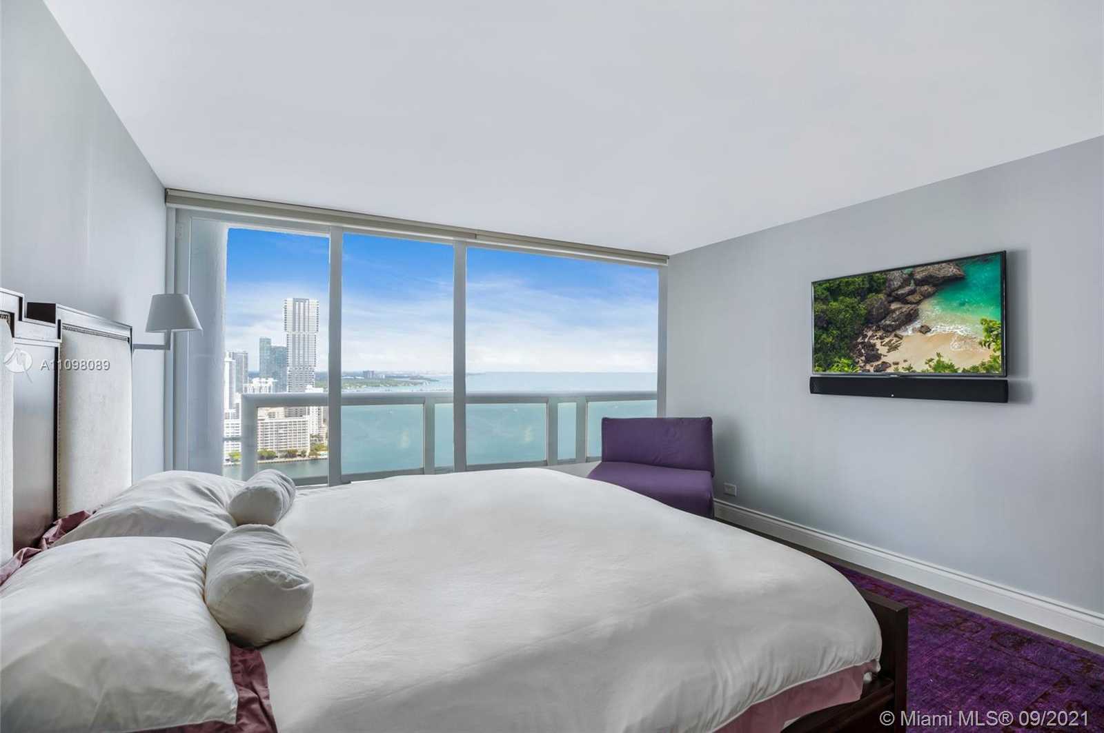 Small Image of 1717 NORTH BAYSHORE DR #D-3934, Miami Number 26
