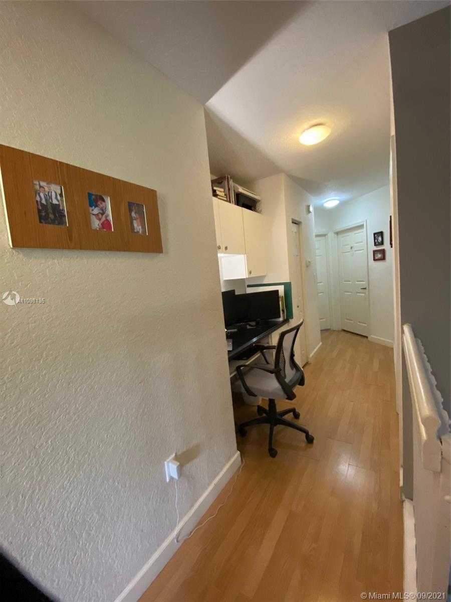 Small Image of 5715 NORTH WEST 112TH PATH #5715, Doral Number 19