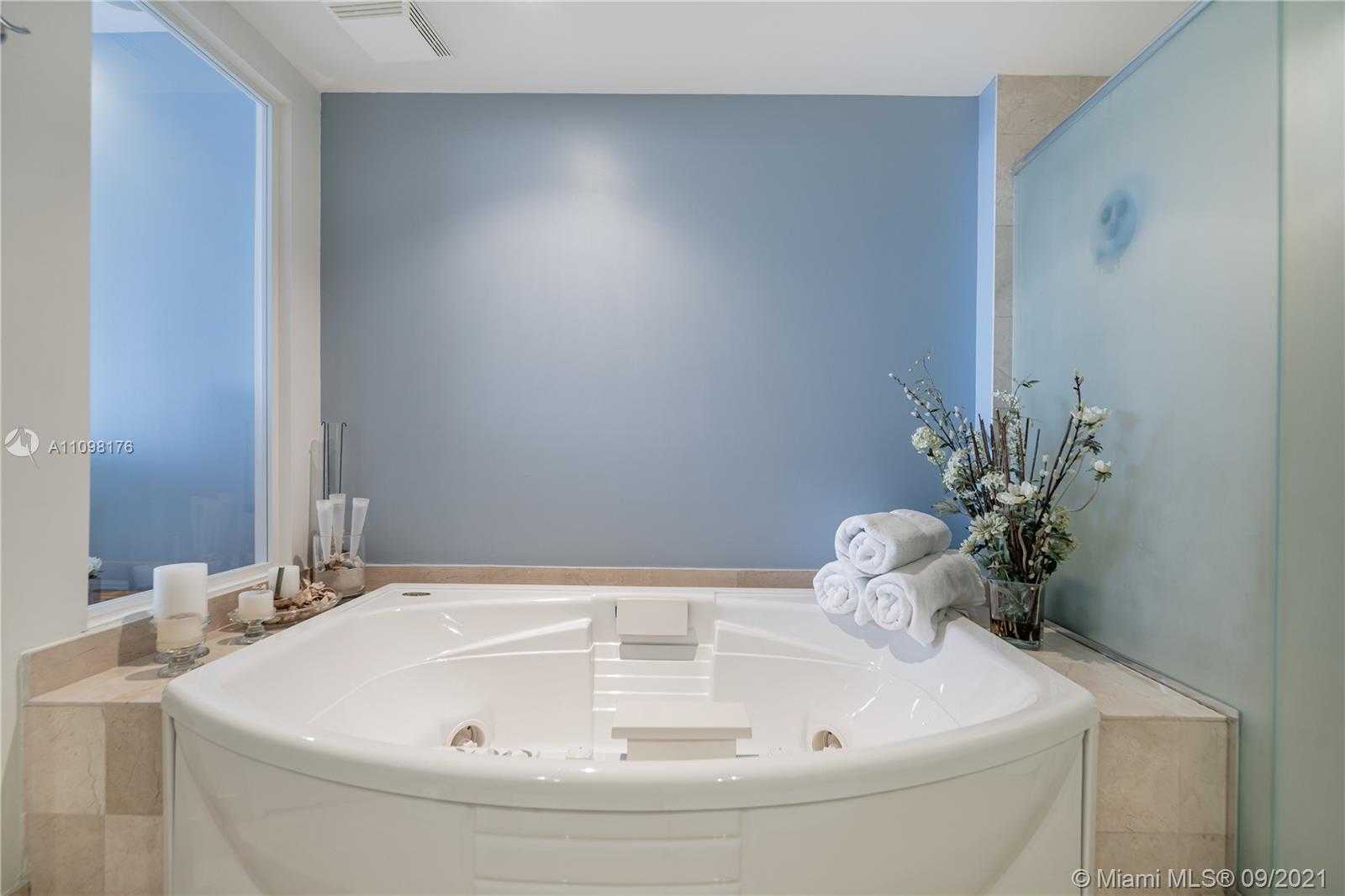 Small Image of 19111 COLLINS AVE #2906, Sunny Isles Beach Number 27