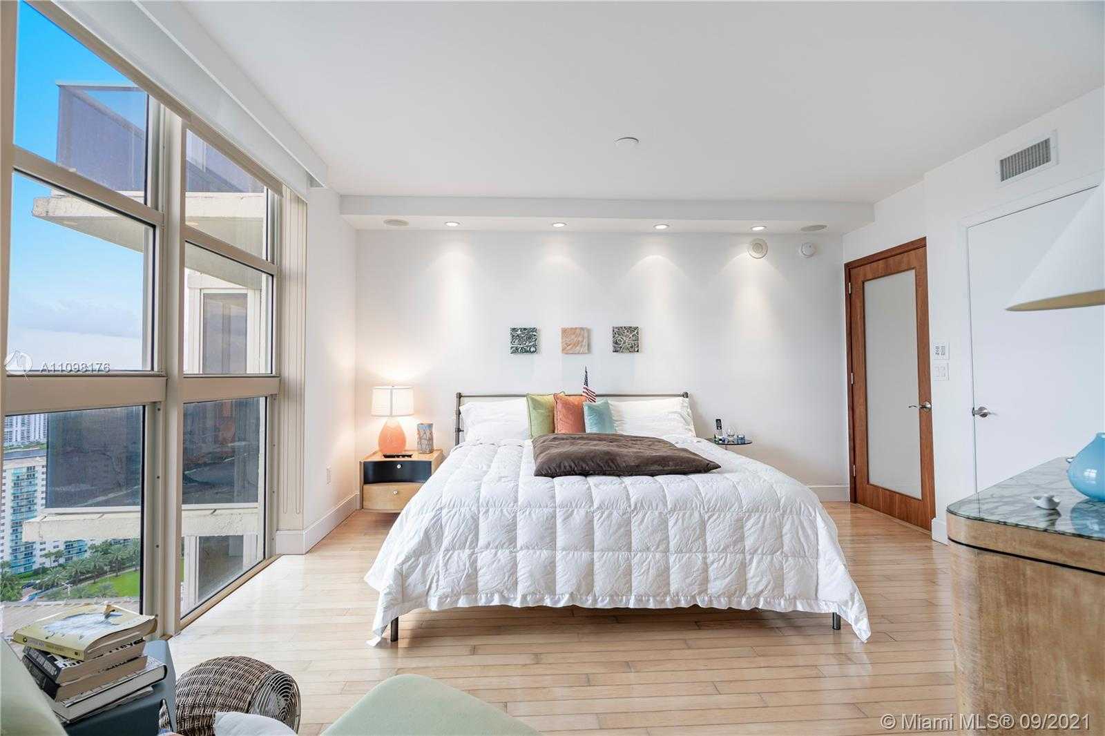 Small Image of 19111 COLLINS AVE #2906, Sunny Isles Beach Number 32