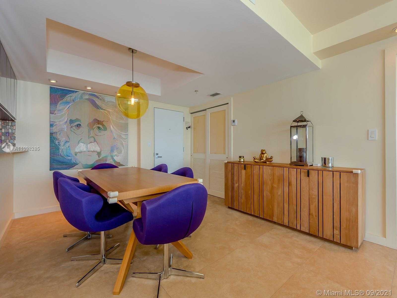 Small Image of 650 WEST AVE #2303, Miami Beach Number 10