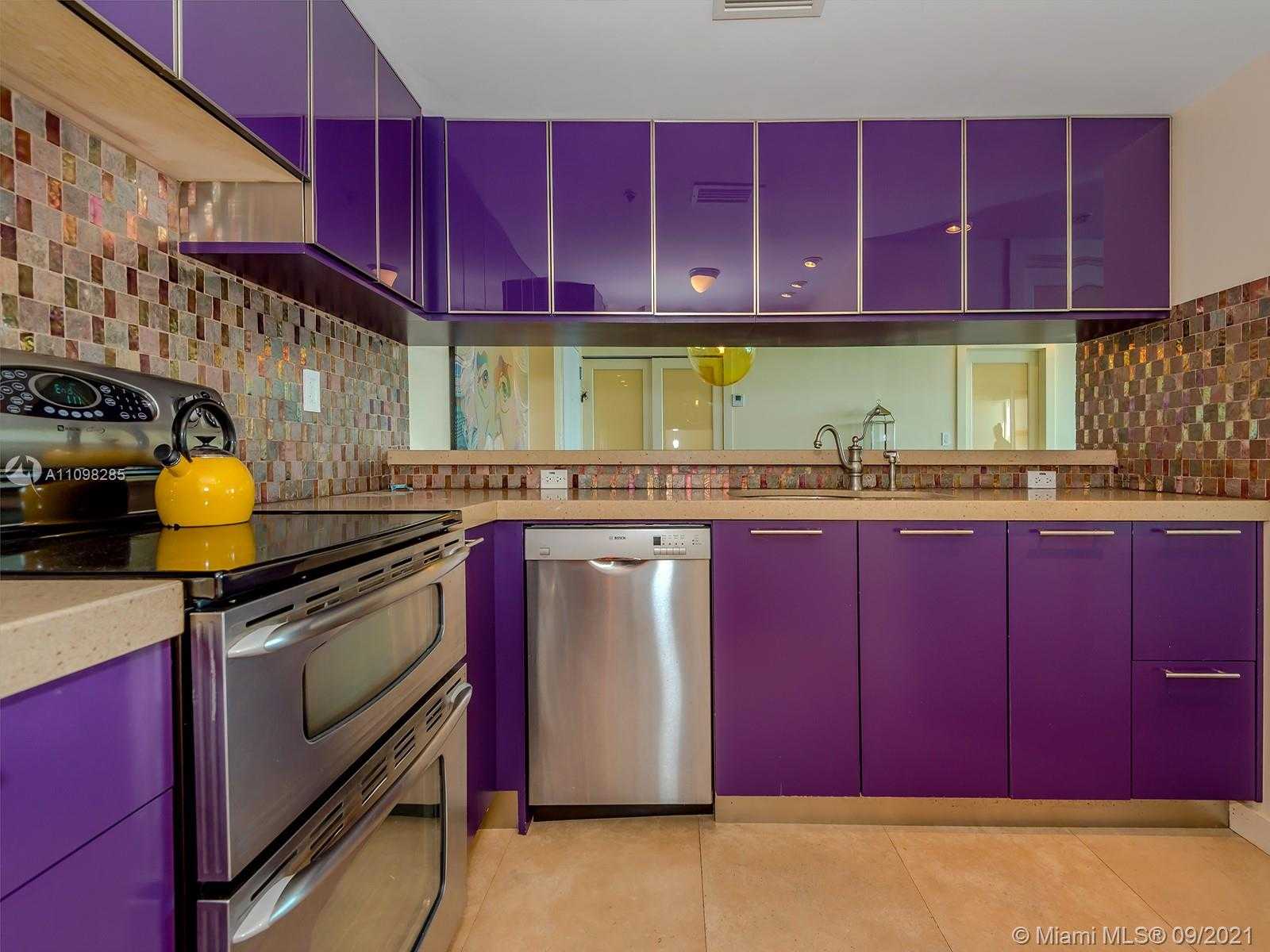 Small Image of 650 WEST AVE #2303, Miami Beach Number 13