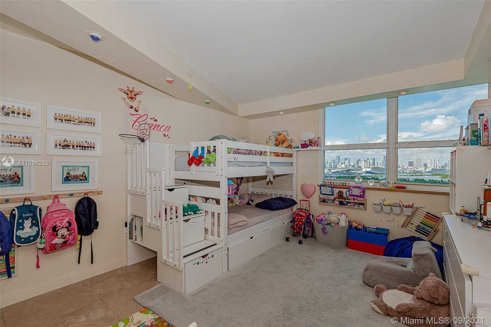 Small Image of 650 WEST AVE #2303, Miami Beach Number 22