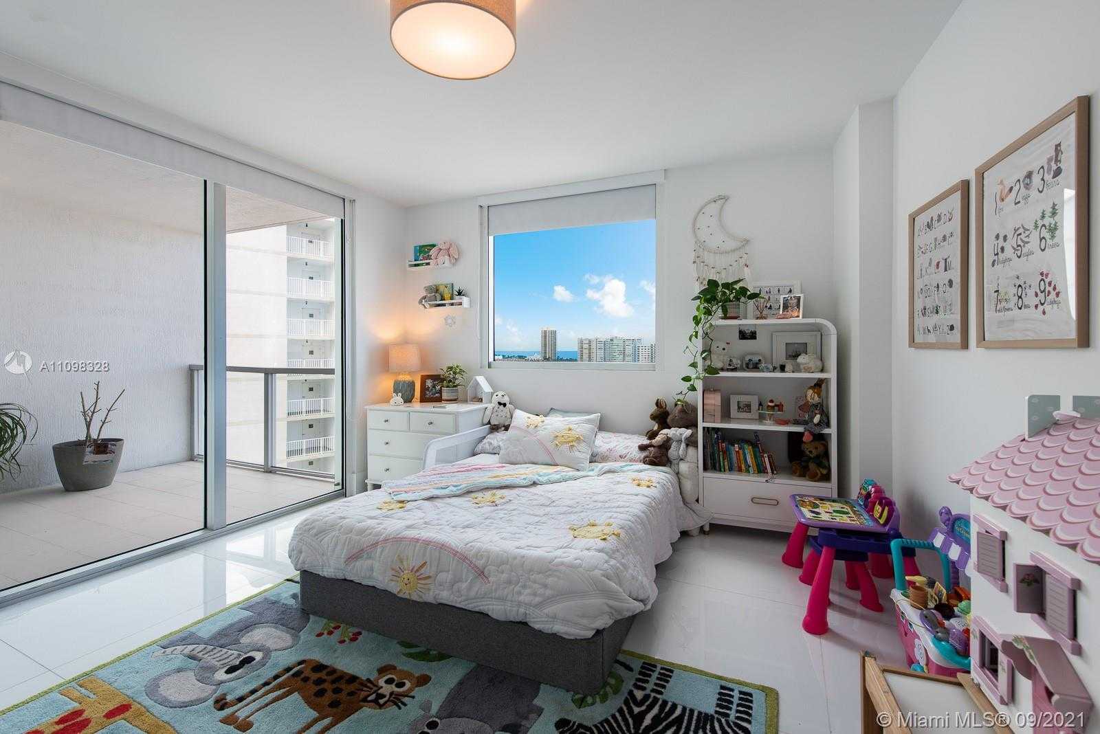 Small Image of 6700 INDIAN CREEK DR #1408, Miami Beach Number 15