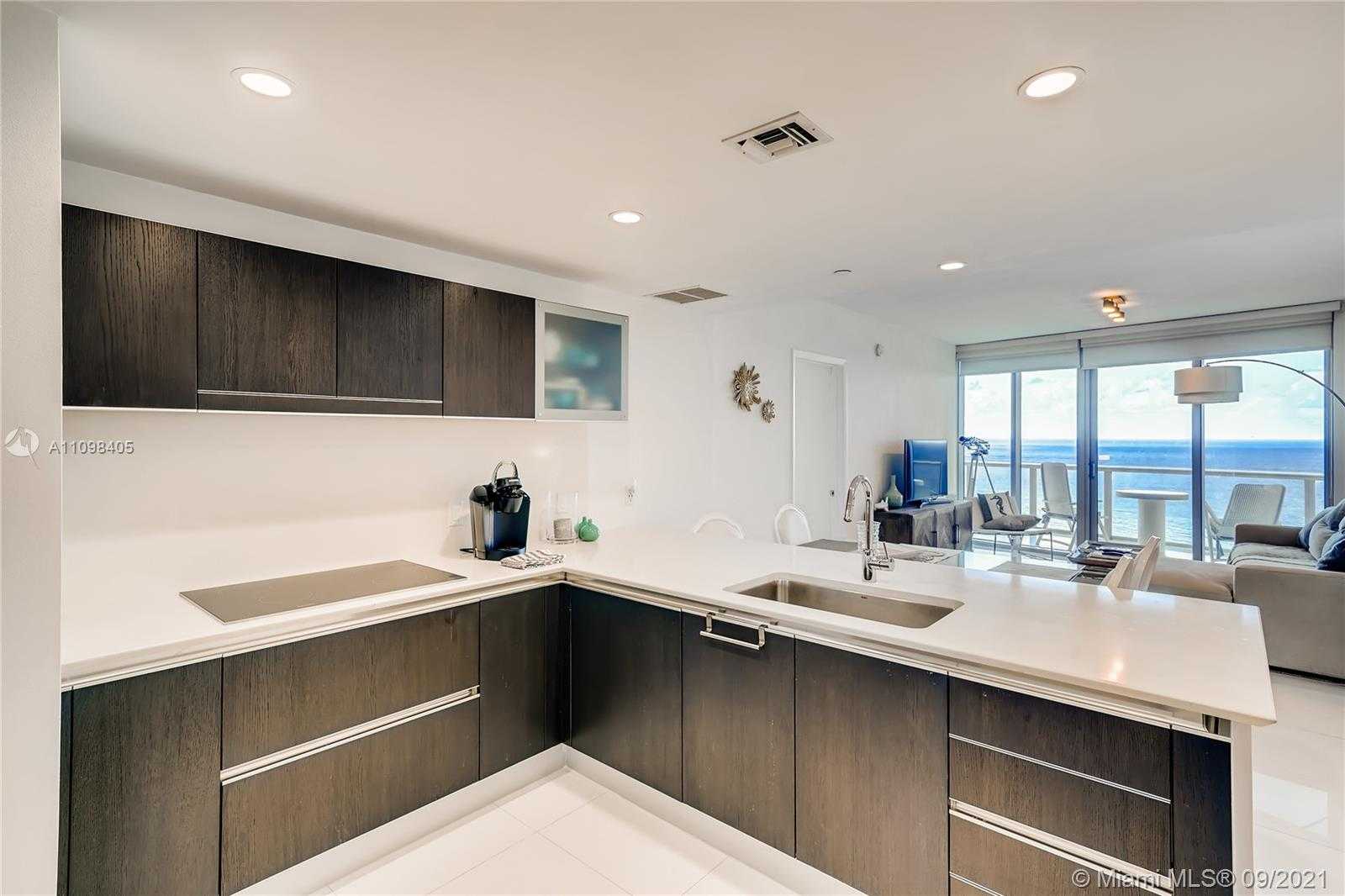 Small Image of 17001 COLLINS AVE #907, Sunny Isles Beach Number 13