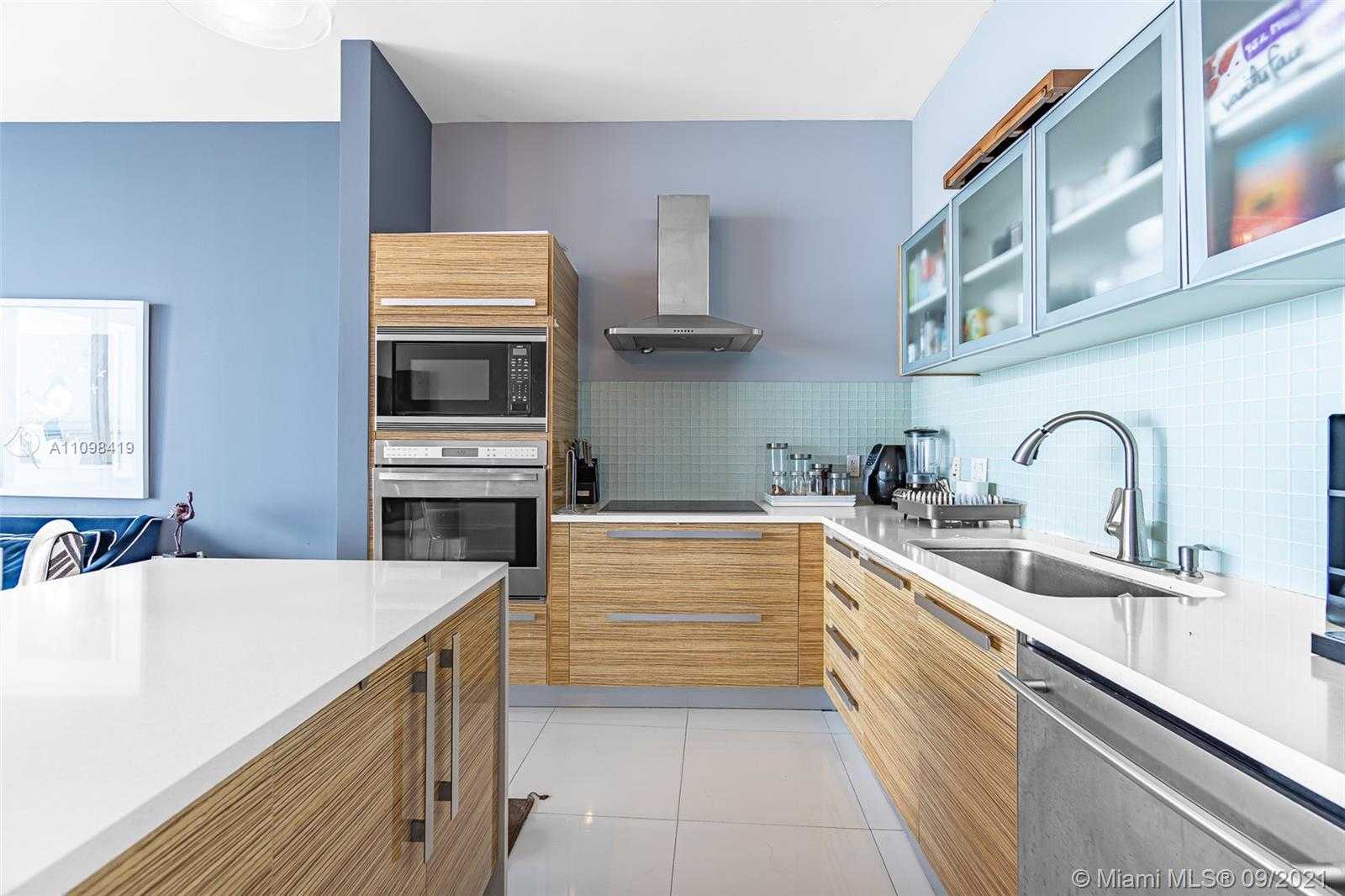 Small Image of 2020 NORTH BAYSHORE DR #2108, Miami Number 13