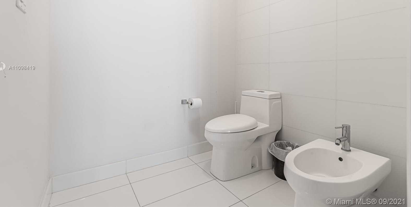 Small Image of 2020 NORTH BAYSHORE DR #2108, Miami Number 18