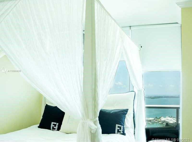 Small Image of 888 BISCAYNE BLVD #3605, Miami Number 10