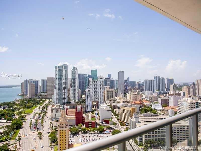 Small Image of 888 BISCAYNE BLVD #3605, Miami Number 3