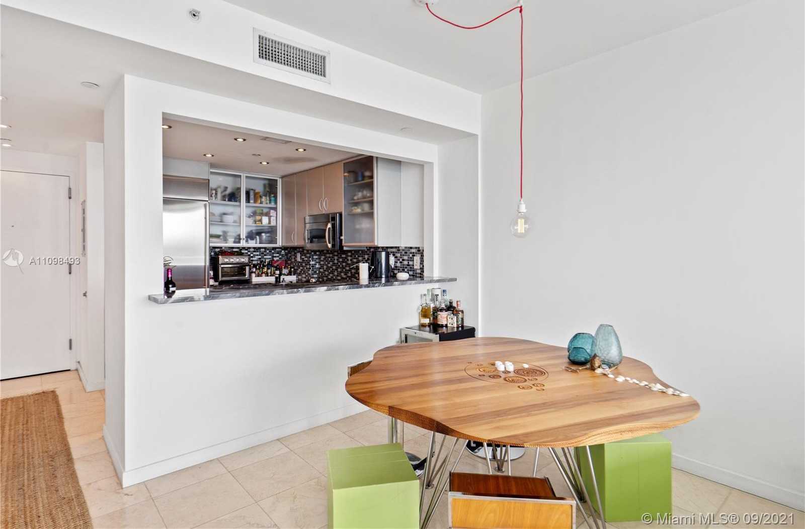 Small Image of 540 WEST AVE #1513, Miami Beach Number 8