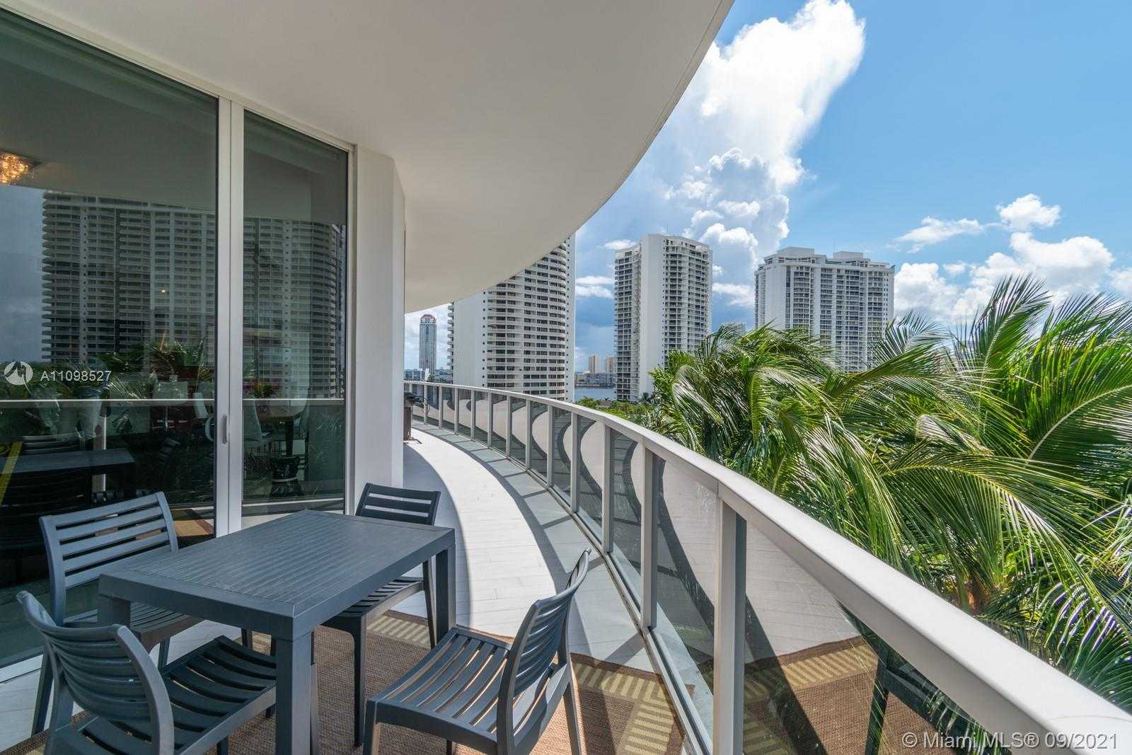 Small Image of 4100 ISLAND BLVD #801, Aventura Number 18