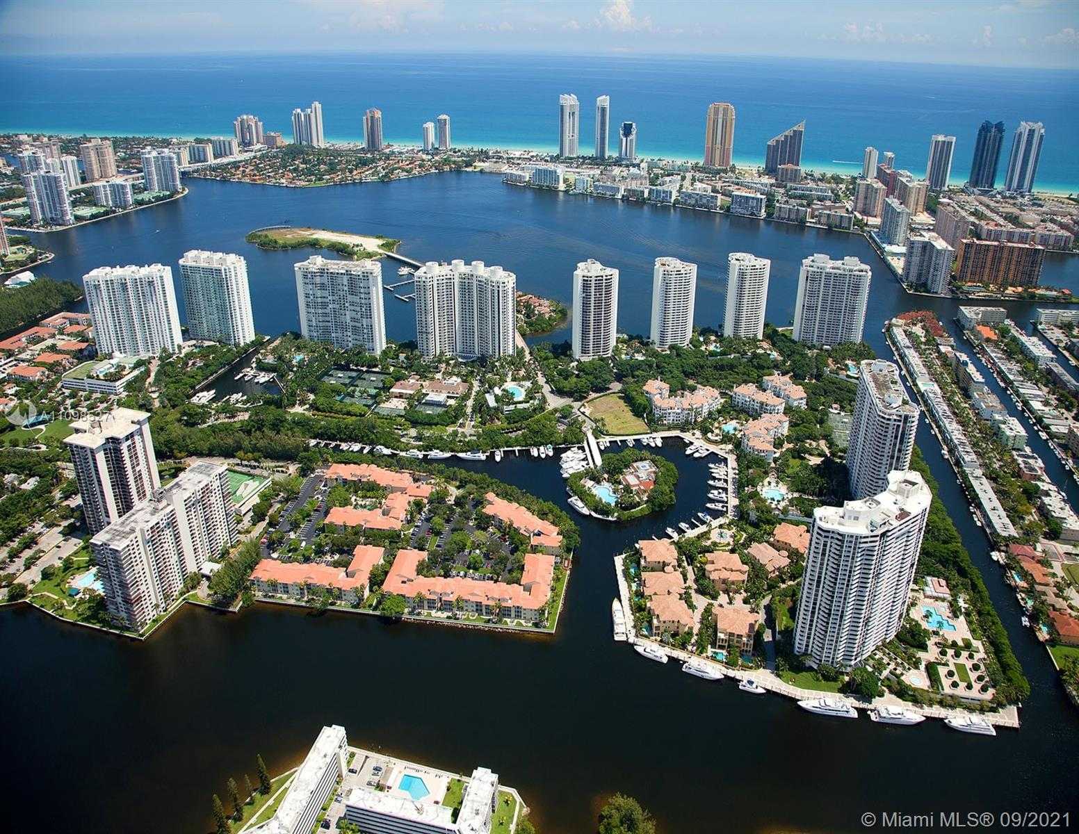 Small Image of 4100 ISLAND BLVD #801, Aventura Number 28