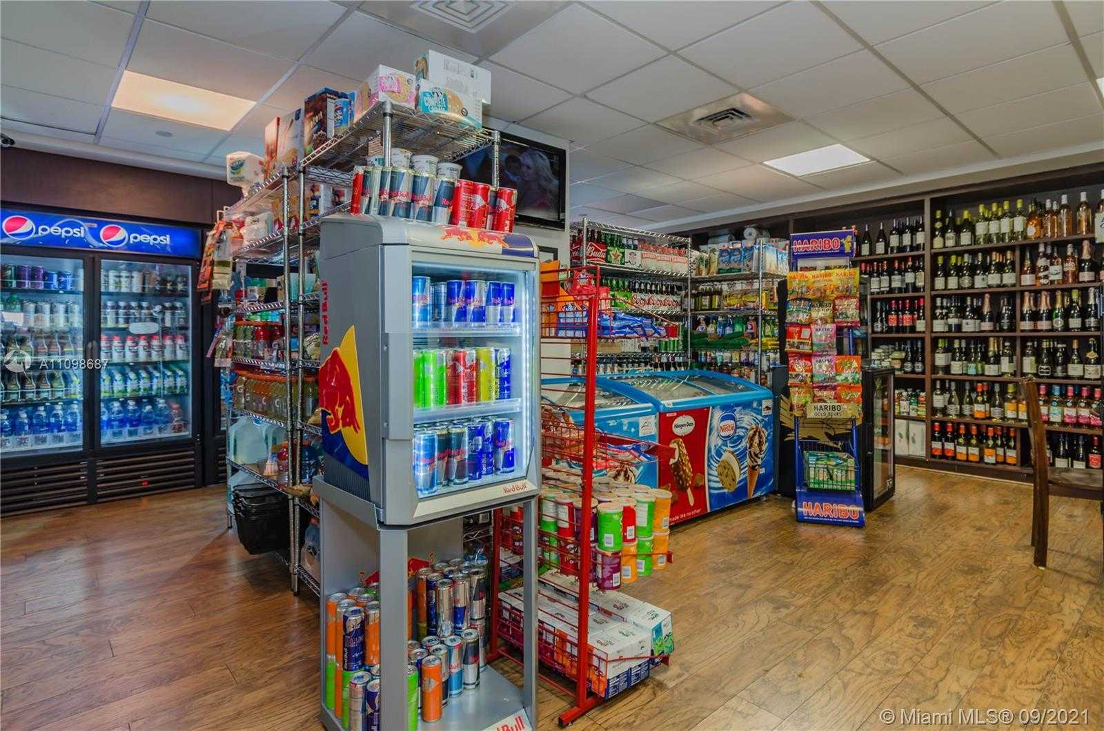 Small Image of 1000 WEST AVE #1508, Miami Beach Number 29