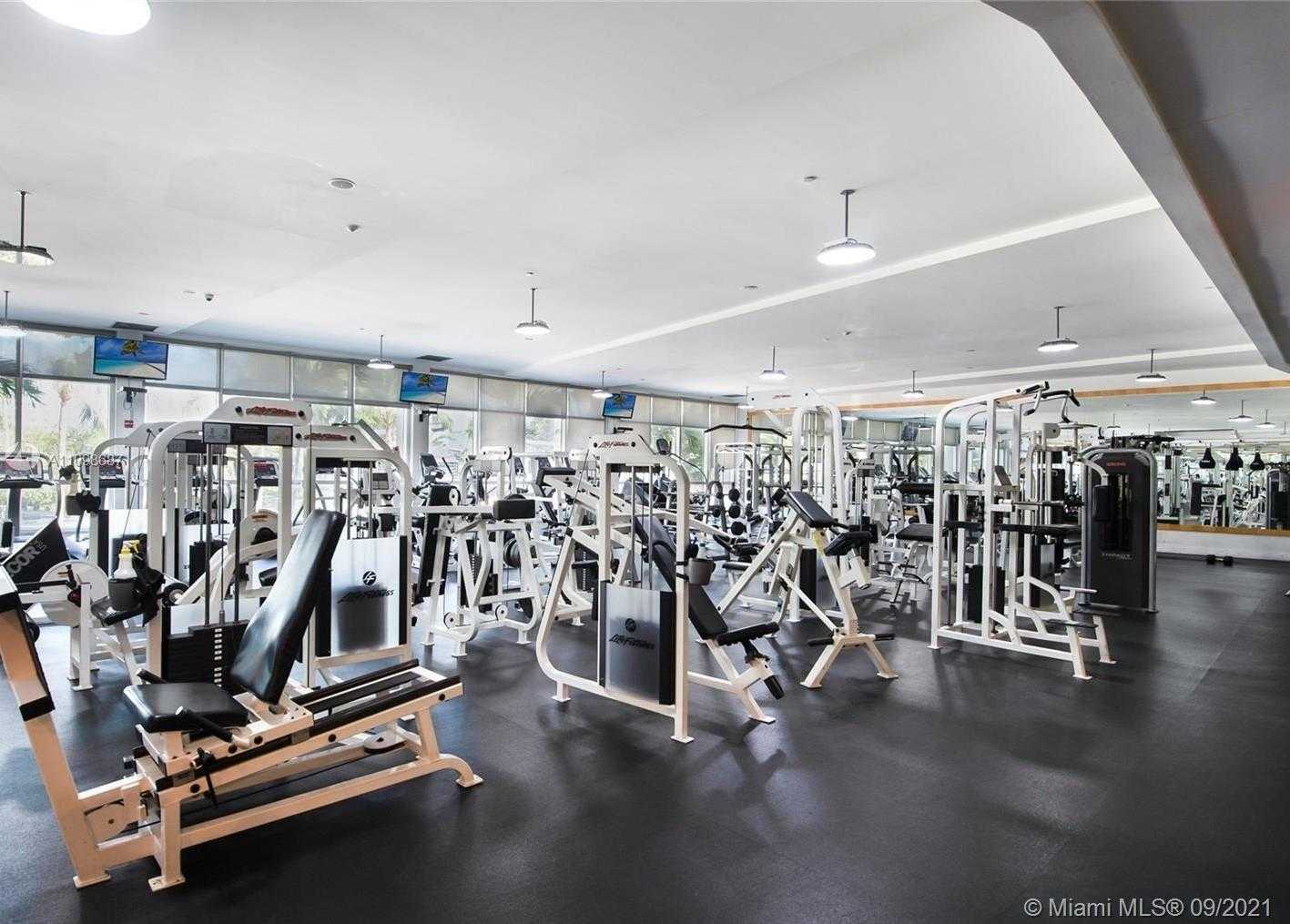 Small Image of 1000 WEST AVE #1508, Miami Beach Number 33
