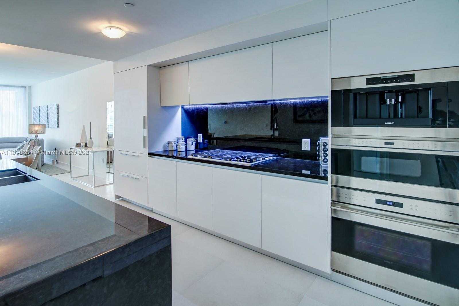 Small Image of 1 COLLINS AVE #405, Miami Beach Number 11