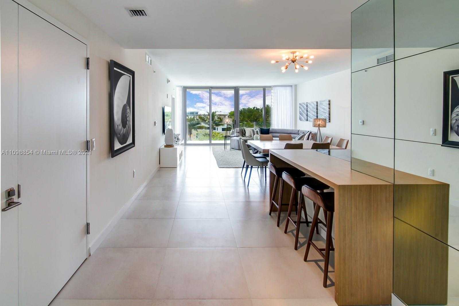 Small Image of 1 COLLINS AVE #405, Miami Beach Number 13