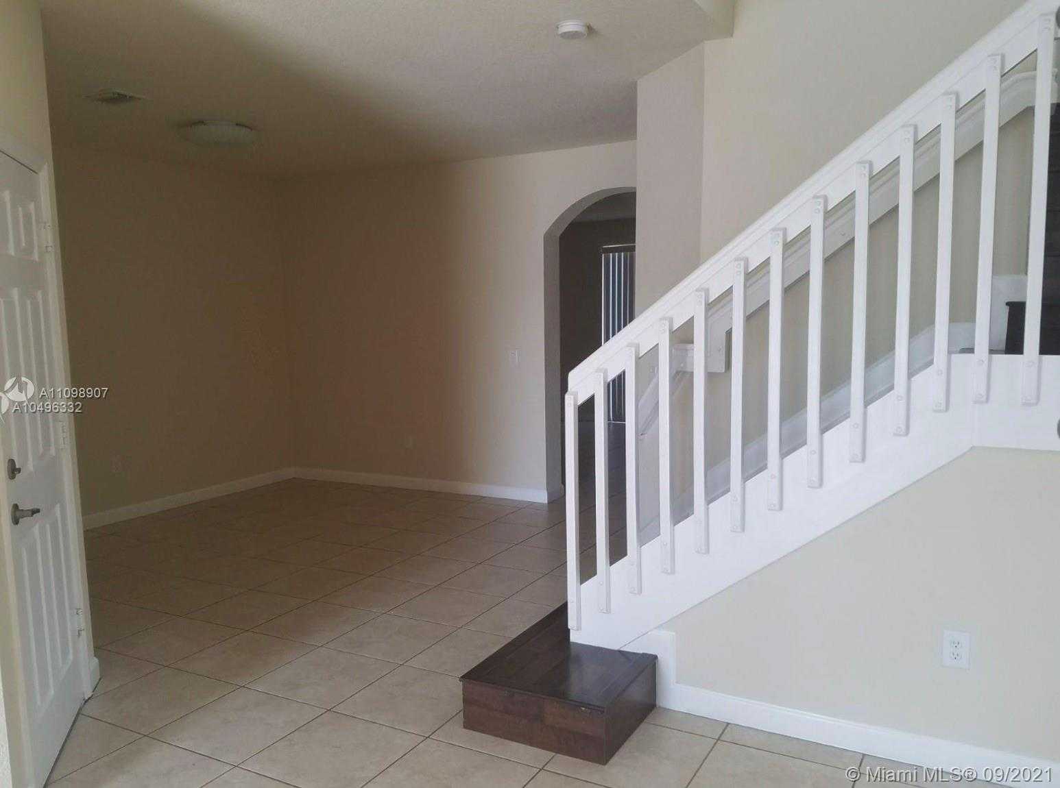 Small Image of 11269 NORTH WEST 87TH ST, Doral Number 3