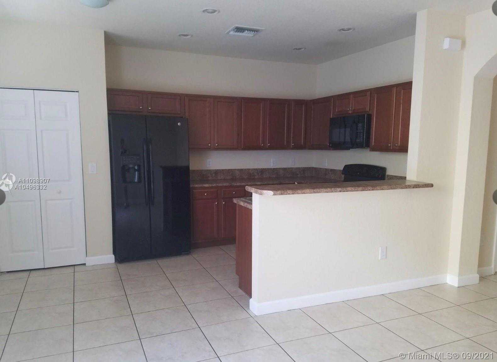 Small Image of 11269 NORTH WEST 87TH ST, Doral Number 6