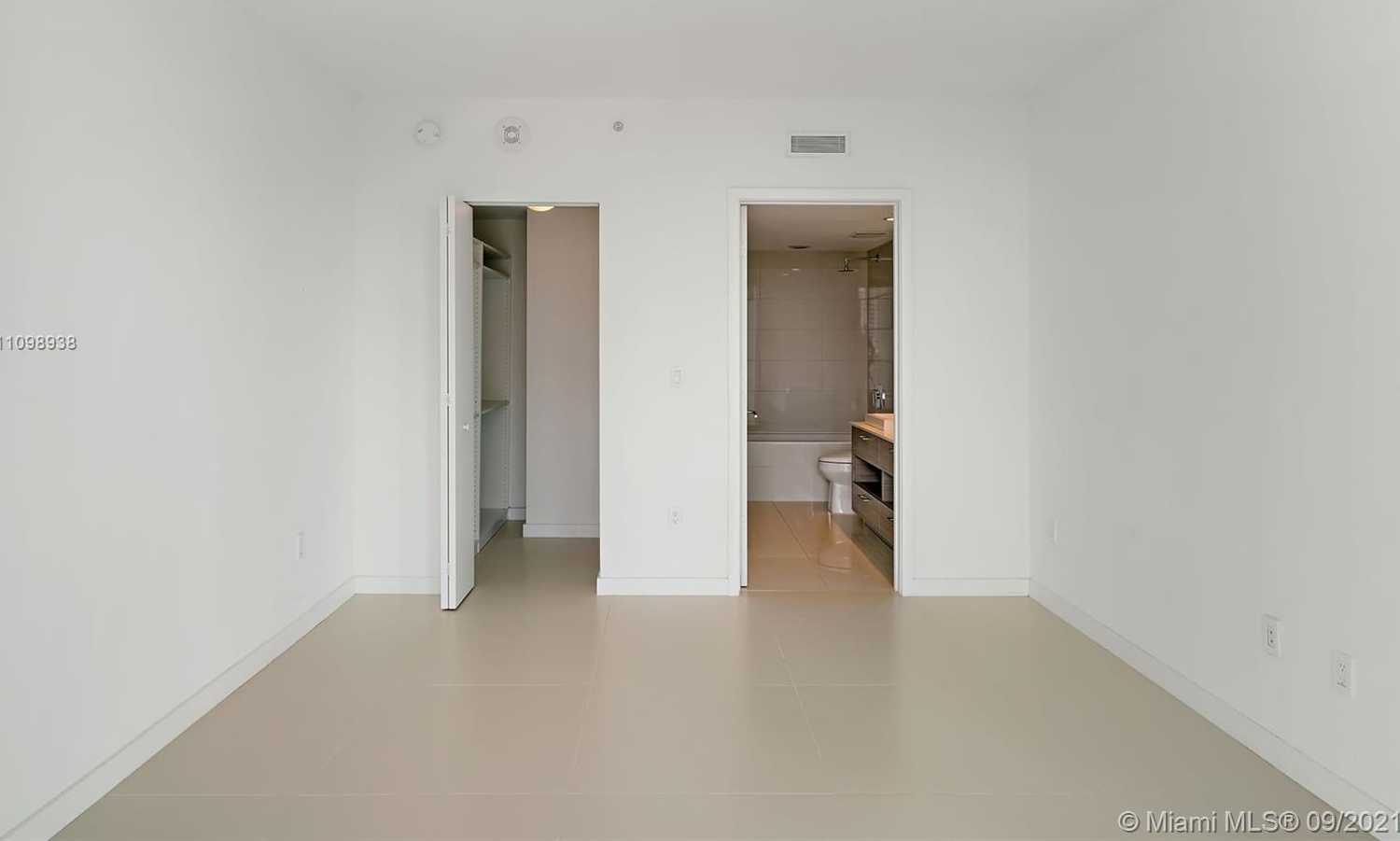 Small Image of 1300 SOUTH MIAMI AVE #2605, Miami Number 7