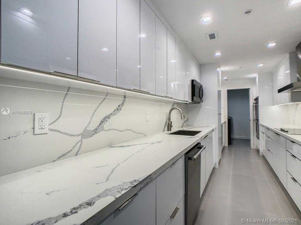 Small Image of 10350 WEST BAY HARBOR DR #8H, Bay Harbor Islands Number 10