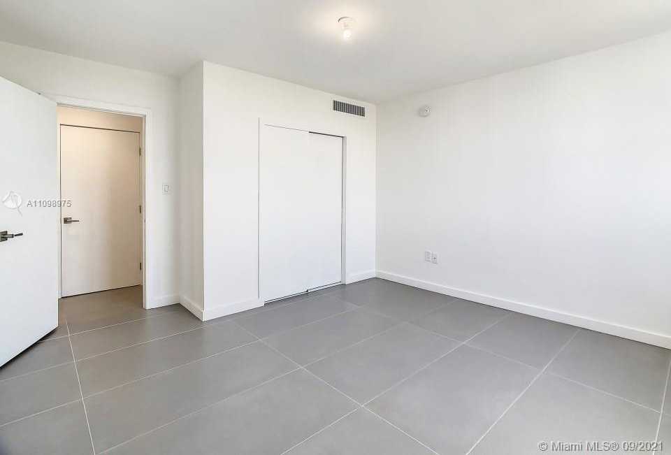 Small Image of 10350 WEST BAY HARBOR DR #8H, Bay Harbor Islands Number 18