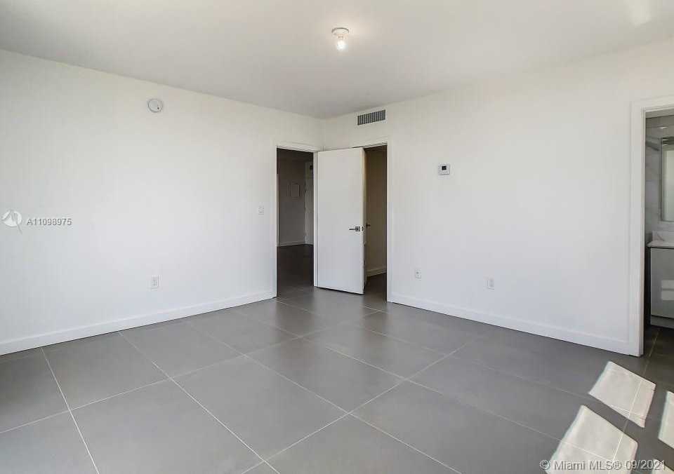 Small Image of 10350 WEST BAY HARBOR DR #8H, Bay Harbor Islands Number 28