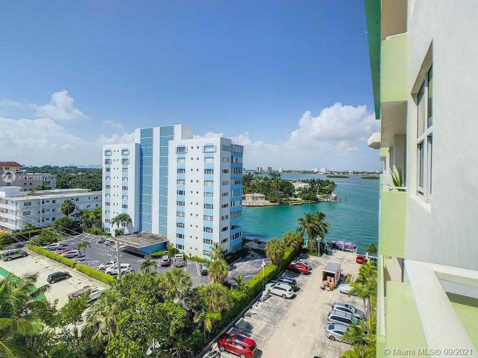 Small Image of 10350 WEST BAY HARBOR DR #8H, Bay Harbor Islands Number 37