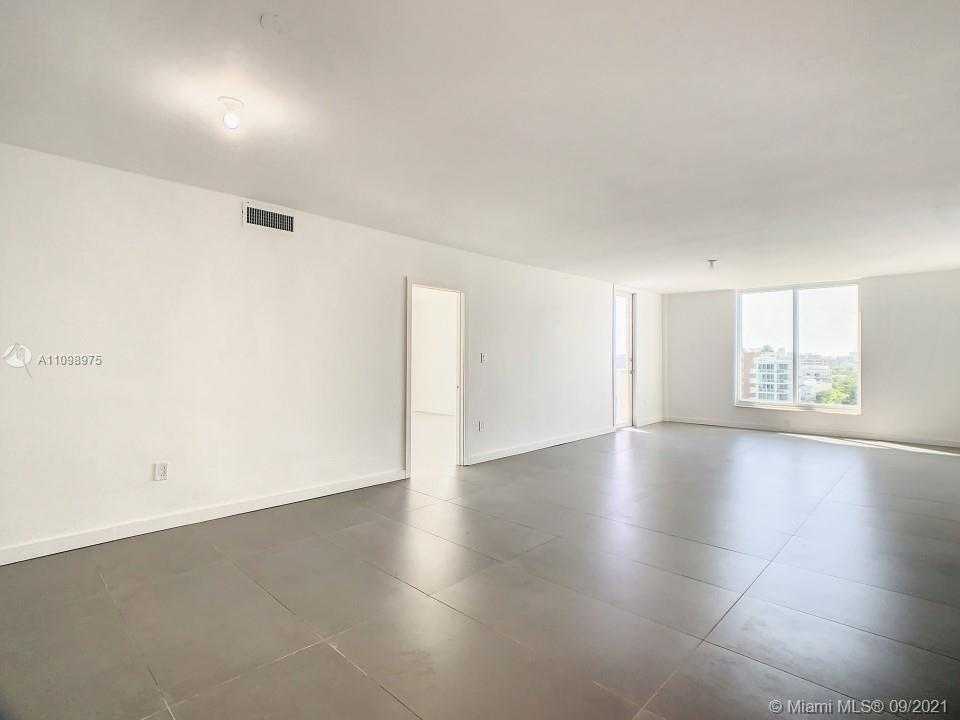 Small Image of 10350 WEST BAY HARBOR DR #8H, Bay Harbor Islands Number 6