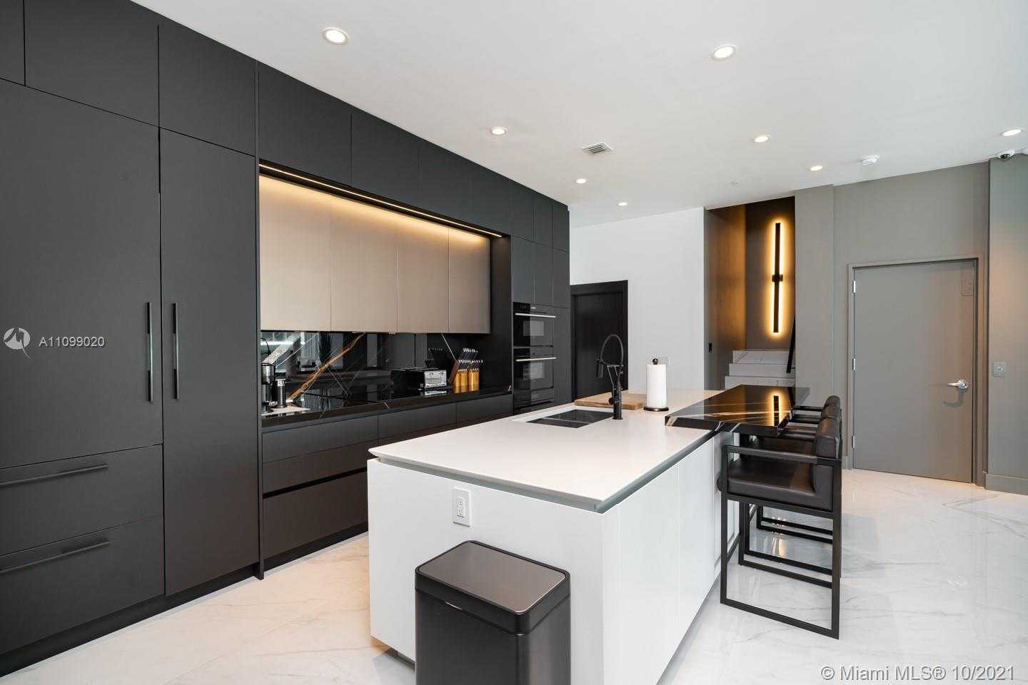 Small Image of 650 NORTH EAST 32ND ST #BH8, Miami Number 13