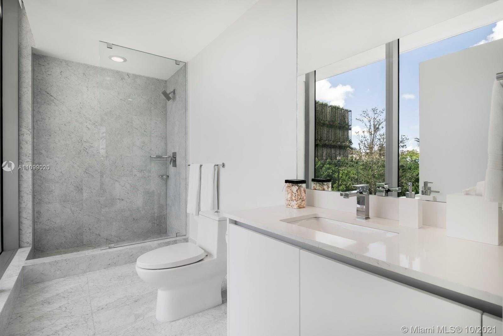 Small Image of 650 NORTH EAST 32ND ST #BH8, Miami Number 19