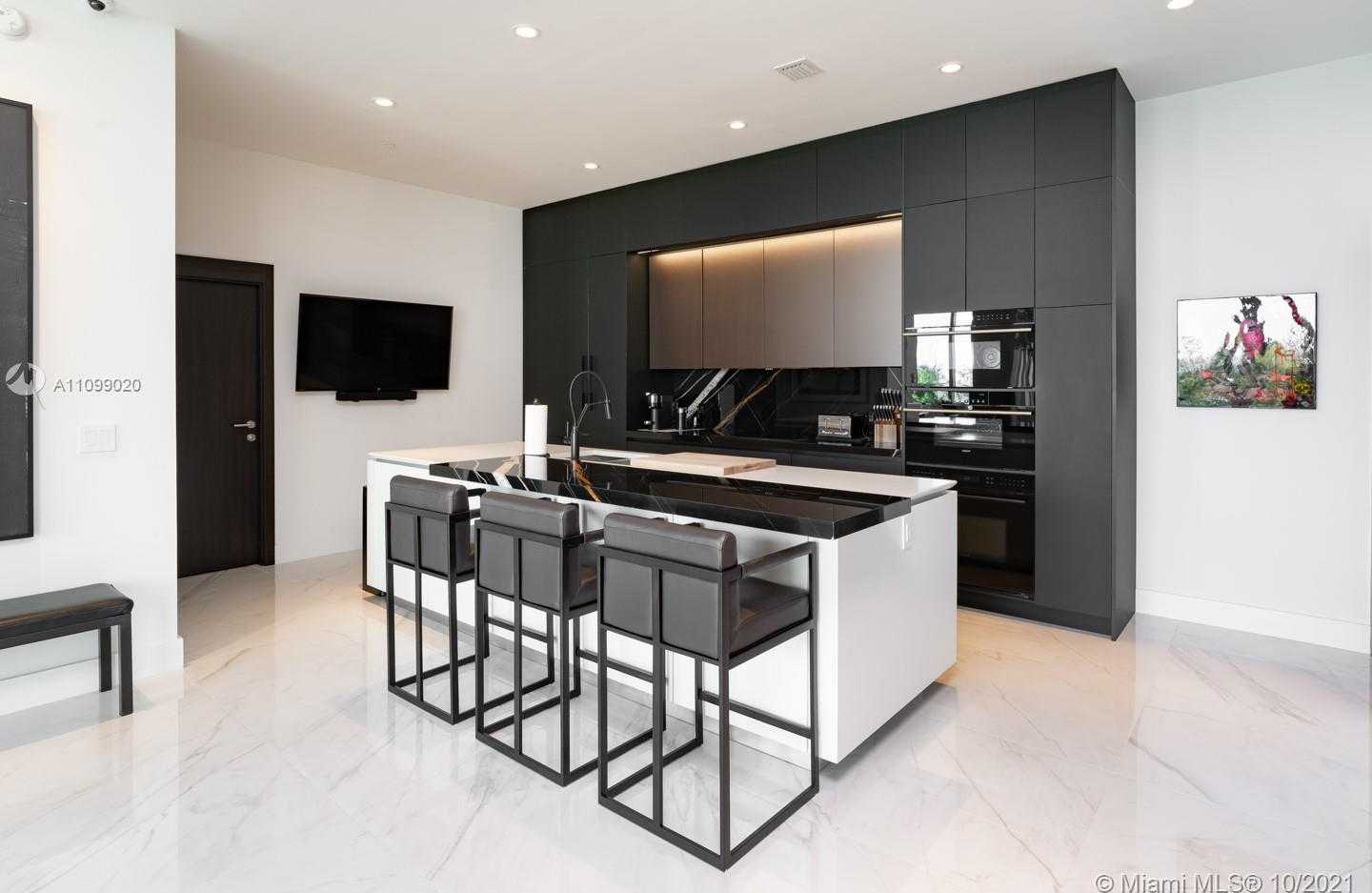 Small Image of 650 NORTH EAST 32ND ST #BH8, Miami Number 6