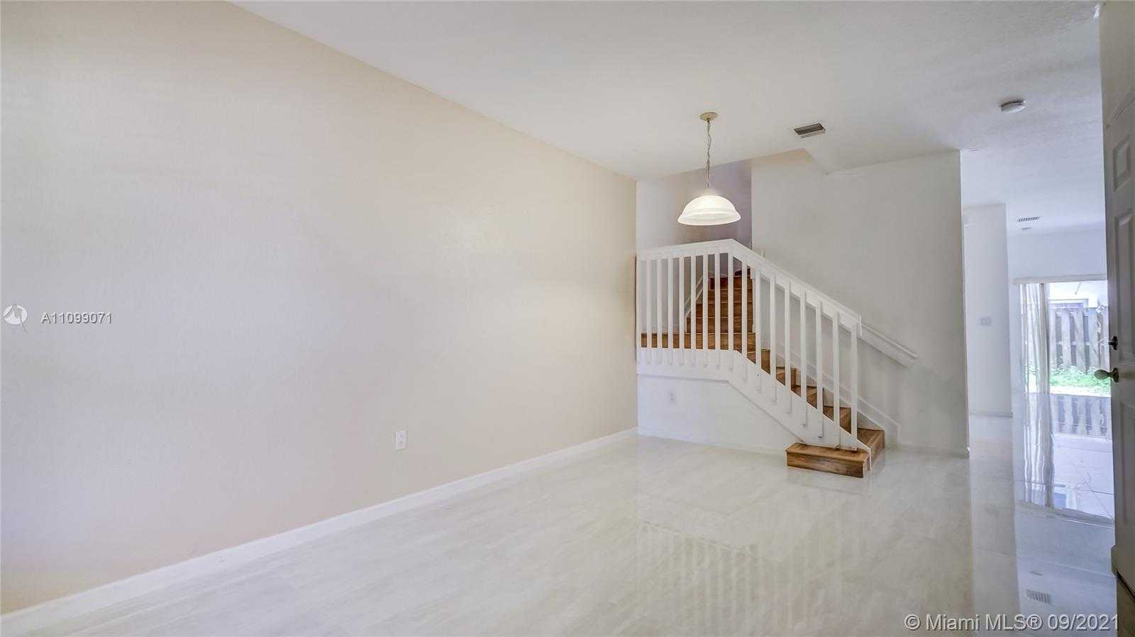 Small Image of 22602 SOUTH WEST 89TH CT, Cutler Bay Number 10