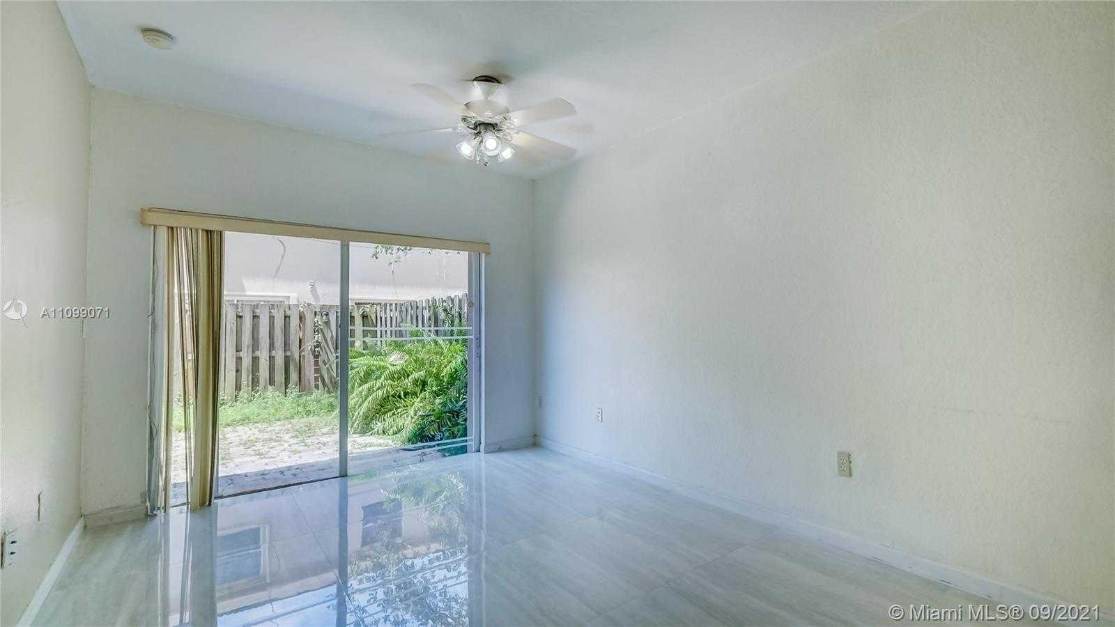 Small Image of 22602 SOUTH WEST 89TH CT, Cutler Bay Number 16