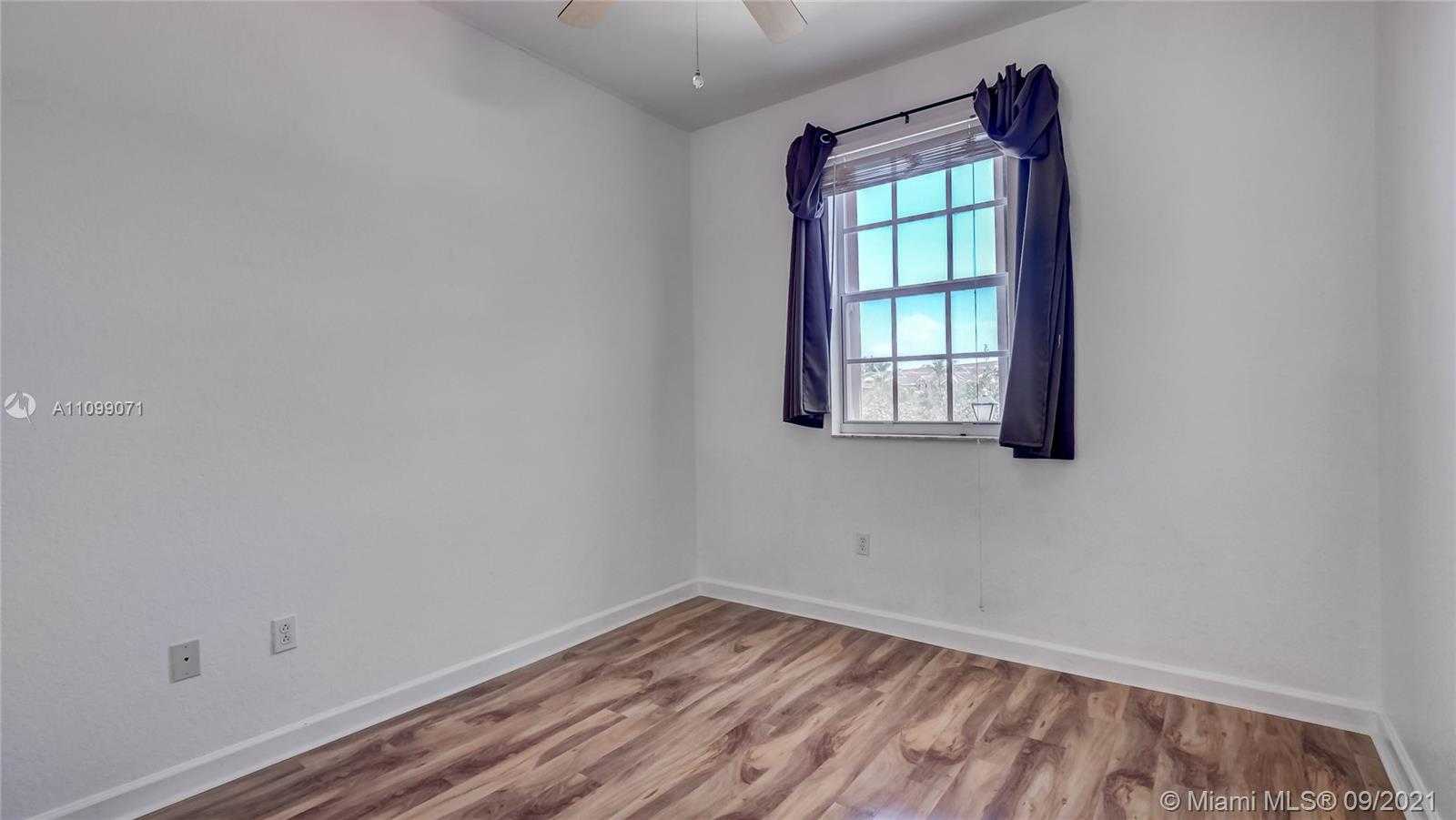 Small Image of 22602 SOUTH WEST 89TH CT, Cutler Bay Number 24