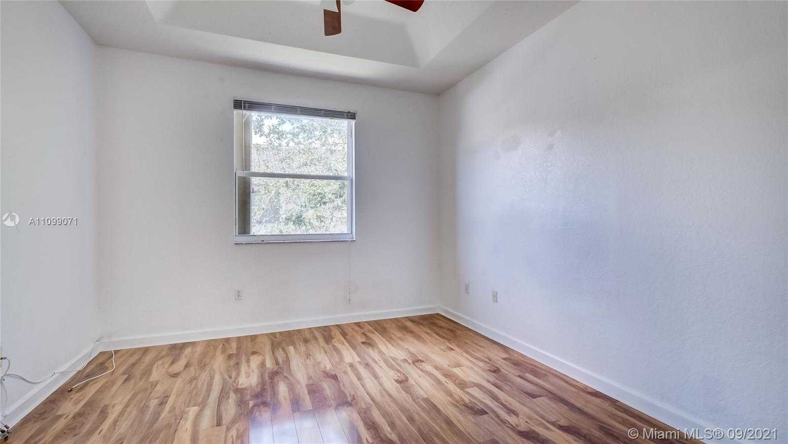 Small Image of 22602 SOUTH WEST 89TH CT, Cutler Bay Number 28