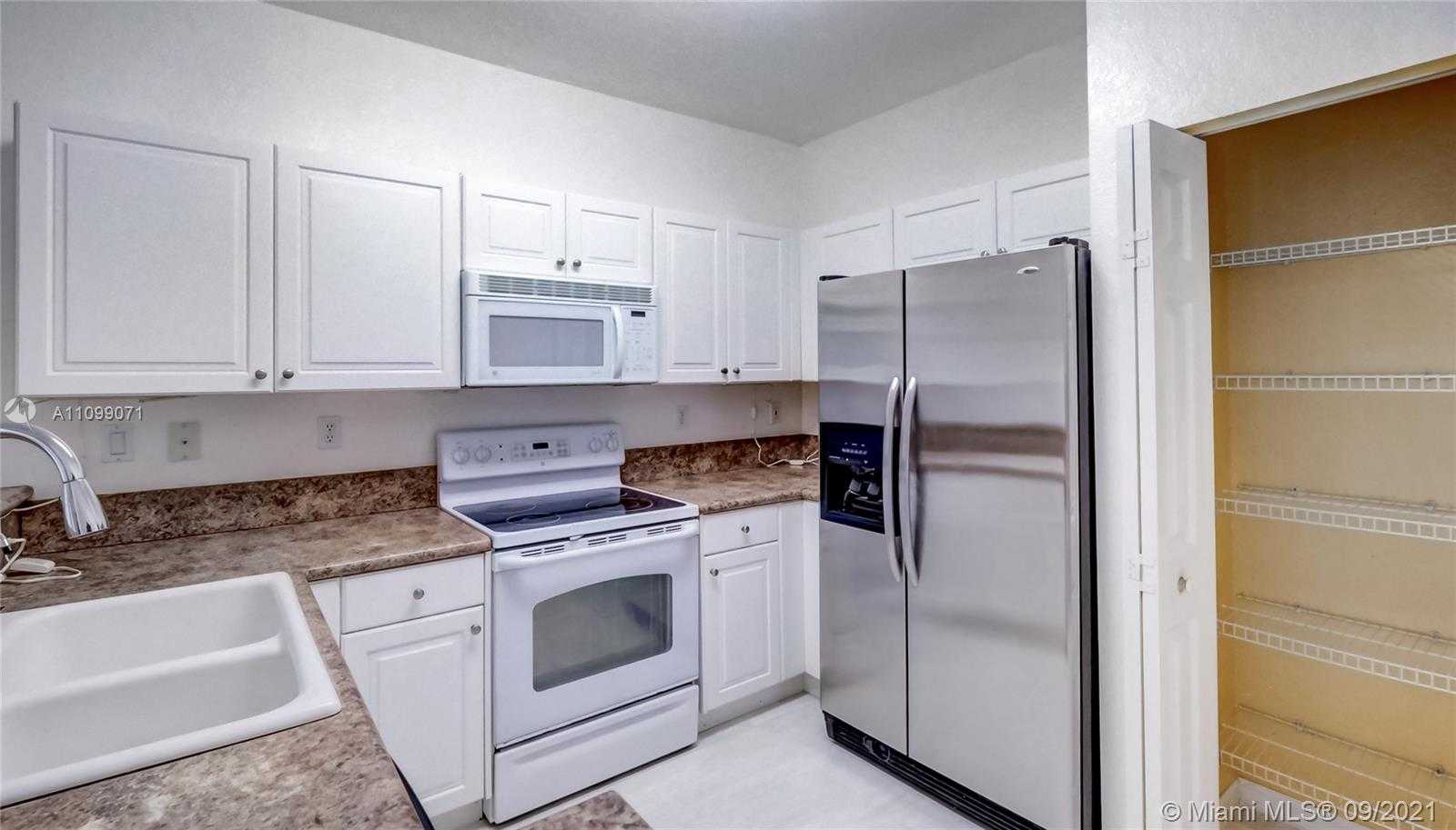 Small Image of 22602 SOUTH WEST 89TH CT, Cutler Bay Number 36