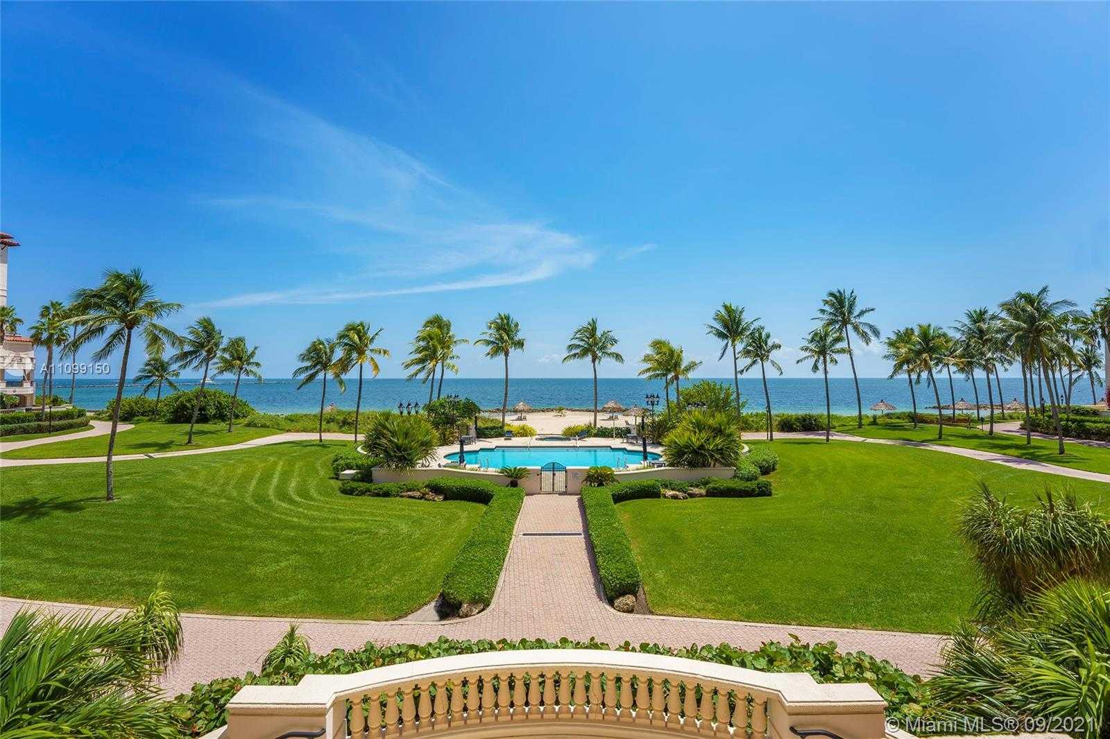 Small Image of 7822 FISHER ISLAND DR #7822, Miami Beach Number 3