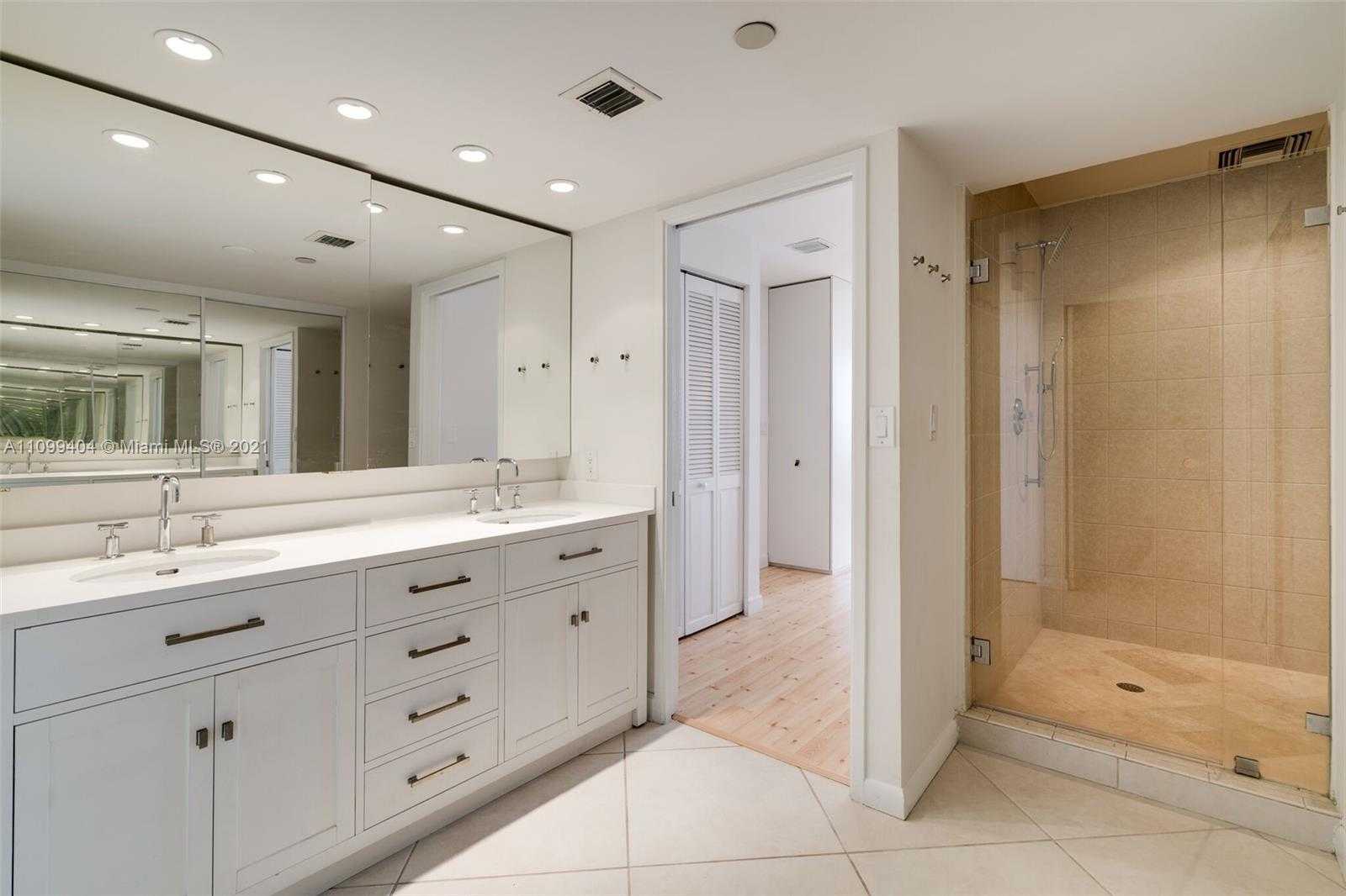 Small Image of 151 CRANDON BLVD #824, Key Biscayne Number 10