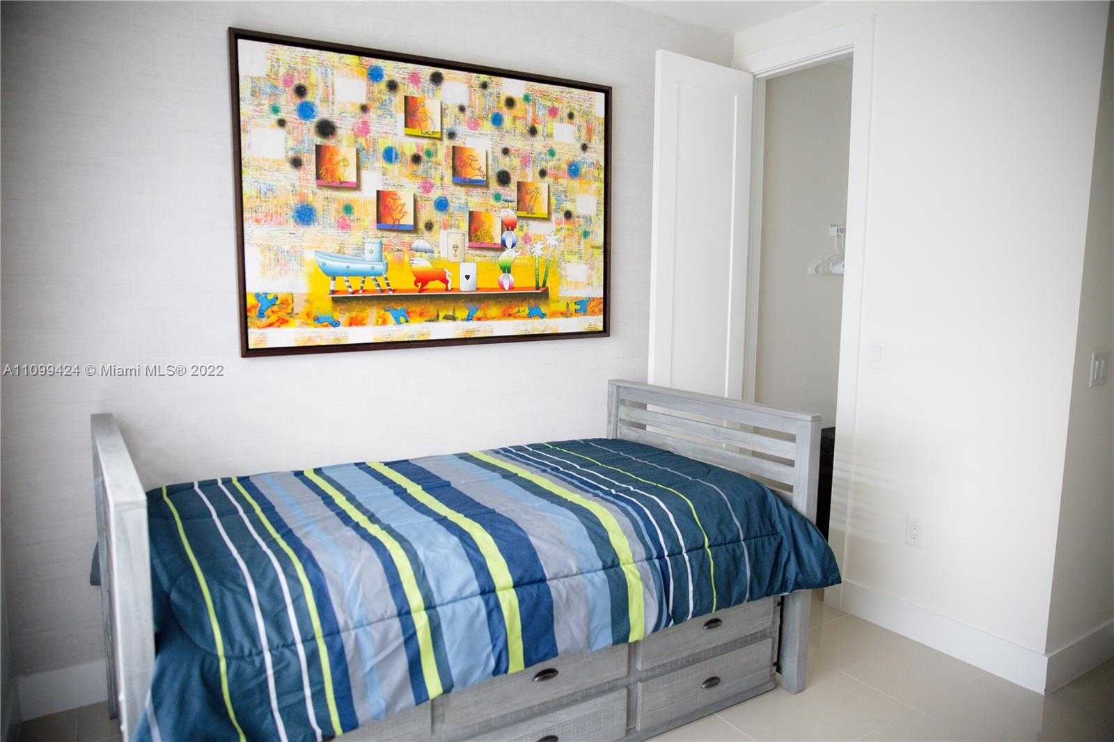 Small Image of 6641 NORTH WEST 105TH CT, Doral Number 11