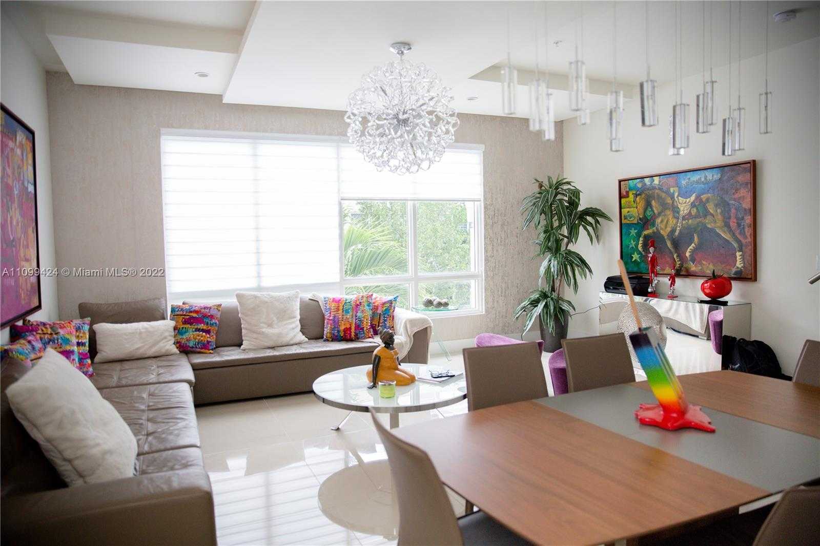Small Image of 6641 NORTH WEST 105TH CT, Doral Number 26